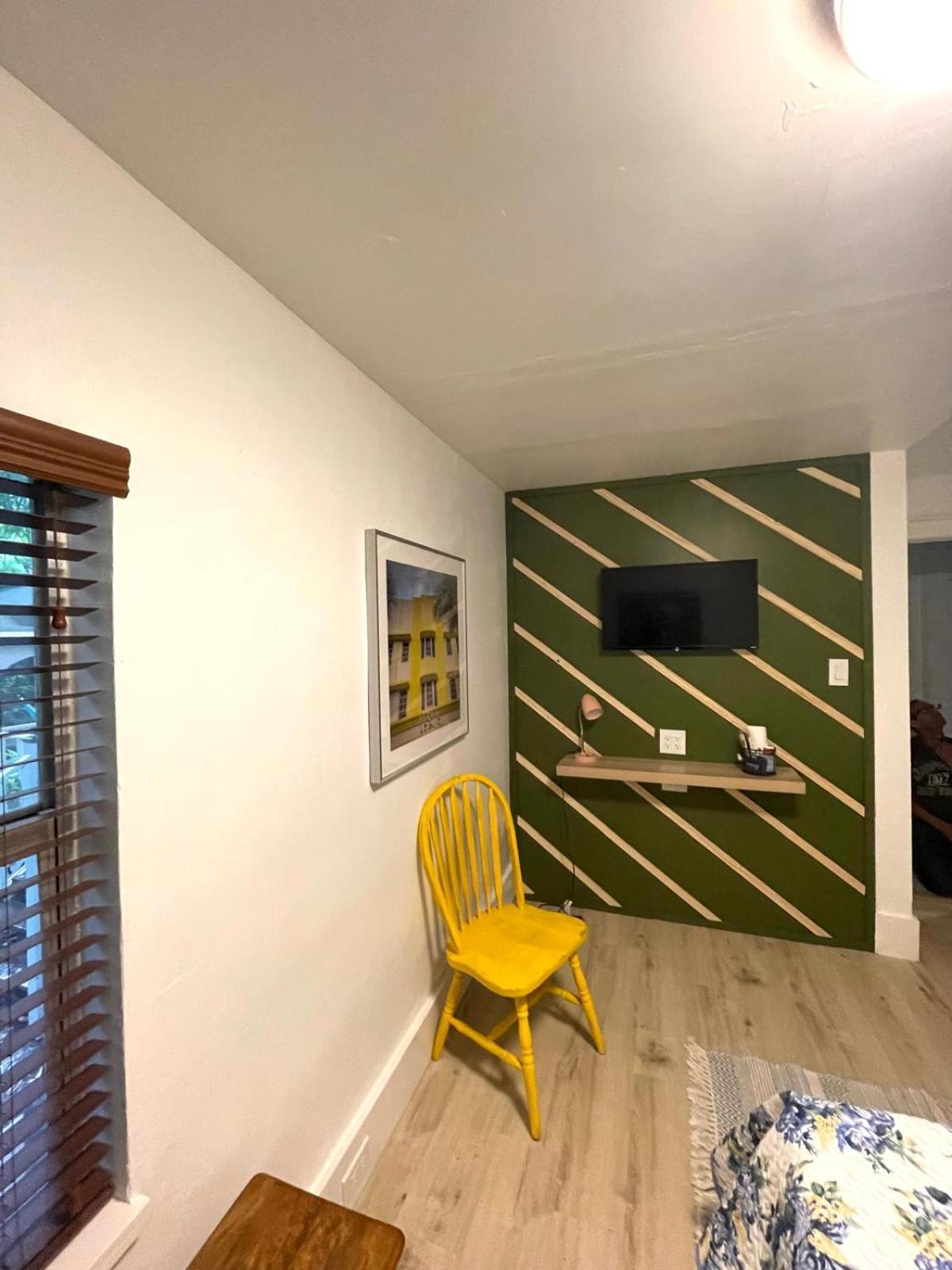 Cozy Room In The Heart Of Little Havana Miami Esterno foto