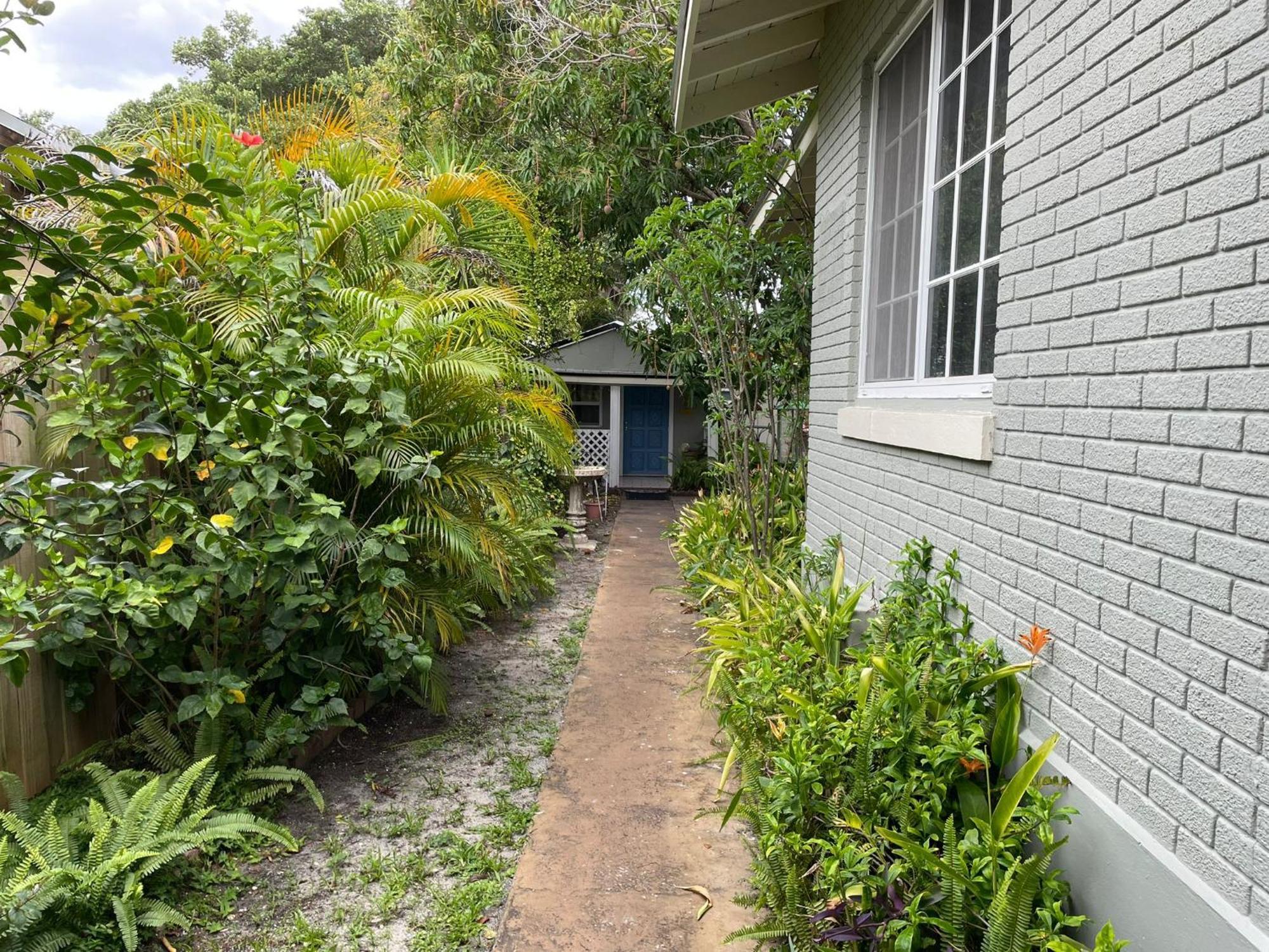Cozy Room In The Heart Of Little Havana Miami Esterno foto